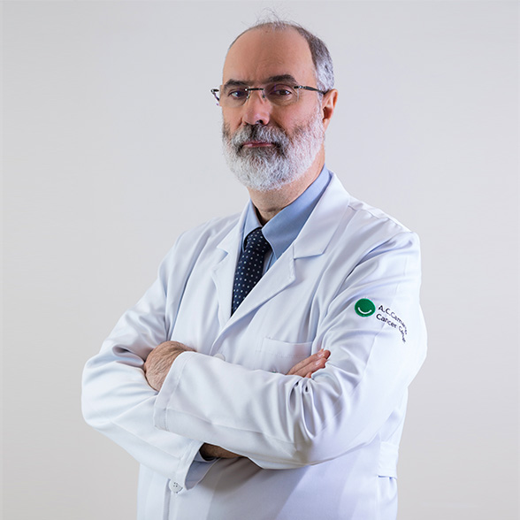 Dr. Luiz Paulo Kowalski, líder do Centro de Referência de Tumores em Cabeça e Pescoço do A.C.Camargo Cancer Center